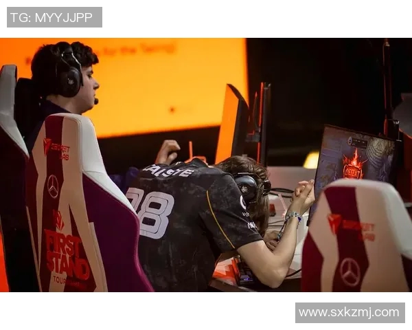 职业联赛分析TES战队在比赛中的经验与表现总结实时新闻